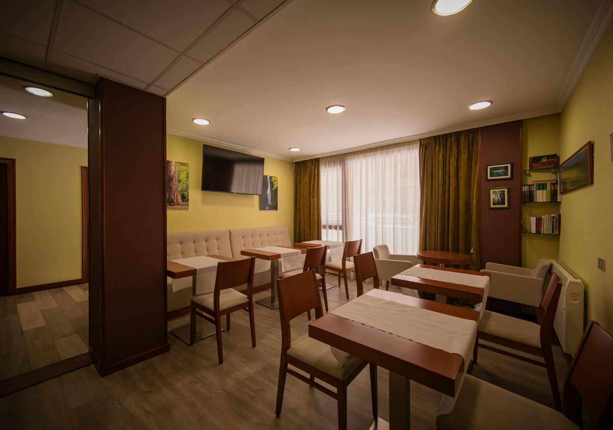 Elara Hotel Viveiro Ngoại thất bức ảnh